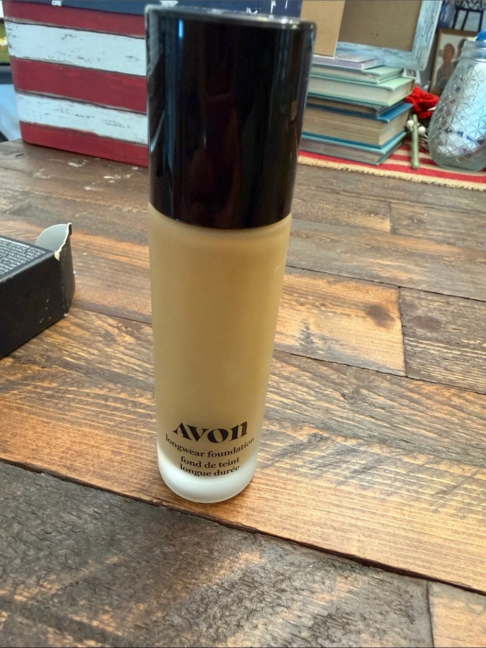 Avon Cashmere Complexion Longwear Foundation 1 fl oz NIB opened 30ML 1fl oz